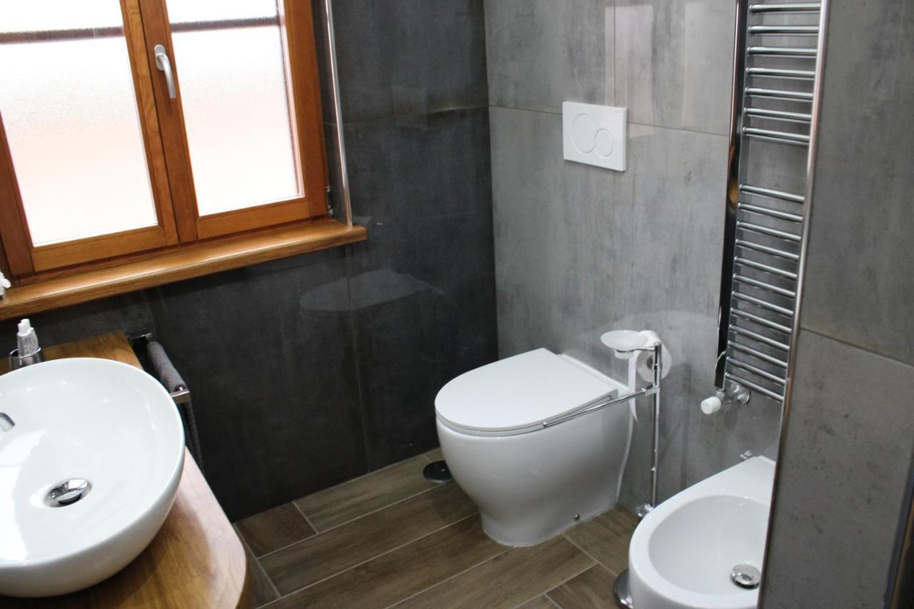 Apartament La Terrazza Sul Corso Giulianello Zewnętrze zdjęcie