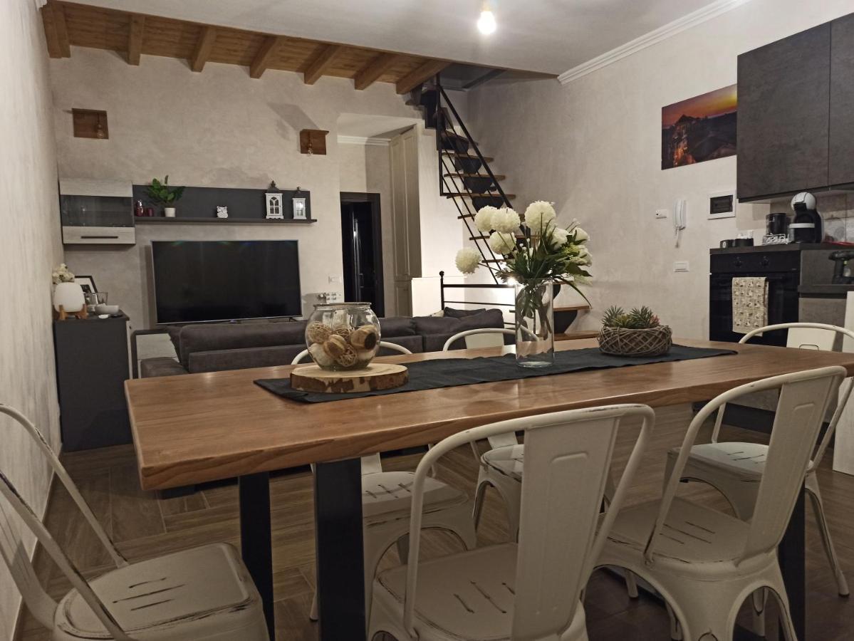 Apartament La Terrazza Sul Corso Giulianello Zewnętrze zdjęcie